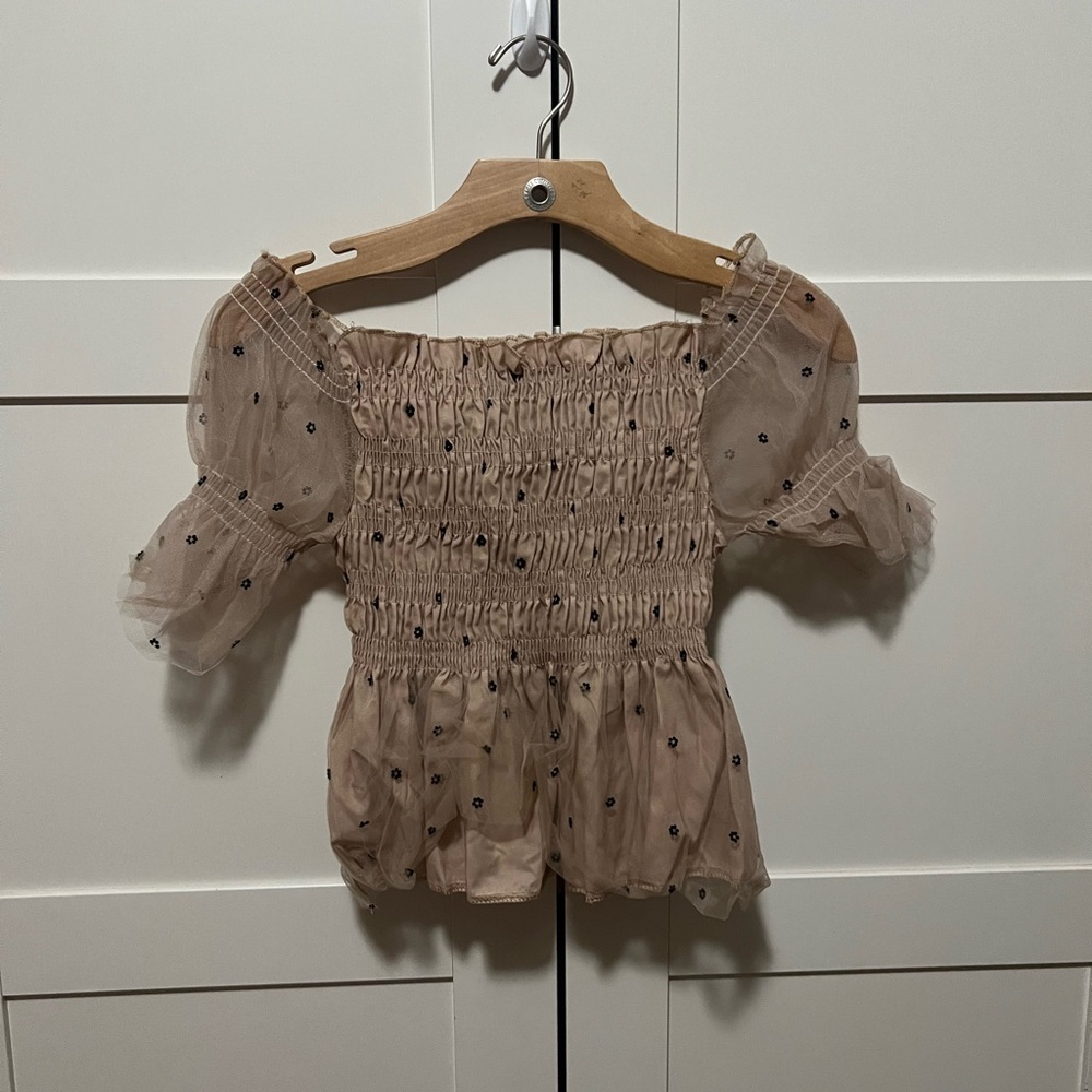 Chic Smocked Women's Blouse with Puff Sleeves